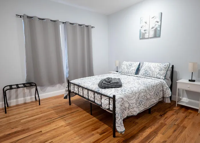4 New Apts - 3 Bed Apt 1St Floor & 3 Bed Apt 2Nd Floor - 1 Bed Studio Apt Ground Floor & 1 Bed Studio Apt Ground Floor Near Penn Station Ewr Airport Beth Israel Hospital Nyc