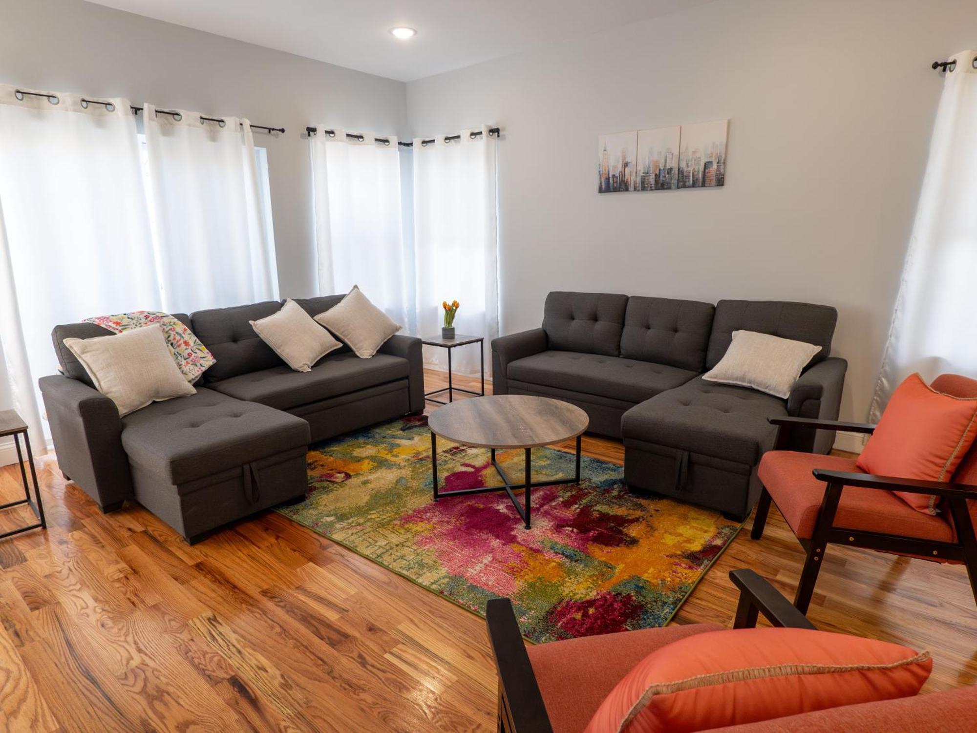 Appartement 4 New Apts - 3 Bed 1st Floor & 3 Bed 2nd Floor - 1 Bed Ground Floor & 1 Bed Ground Floor Near Penn Station Ewr Airport Beth Israel Hospital Nyc