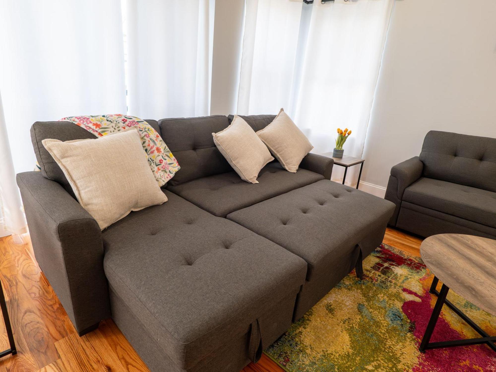 4 New Apts - 3 Bed 1st Floor & 3 Bed 2nd Floor - 1 Bed Ground Floor & 1 Bed Ground Floor Near Penn Station Ewr Airport Beth Israel Hospital Nyc Appartement