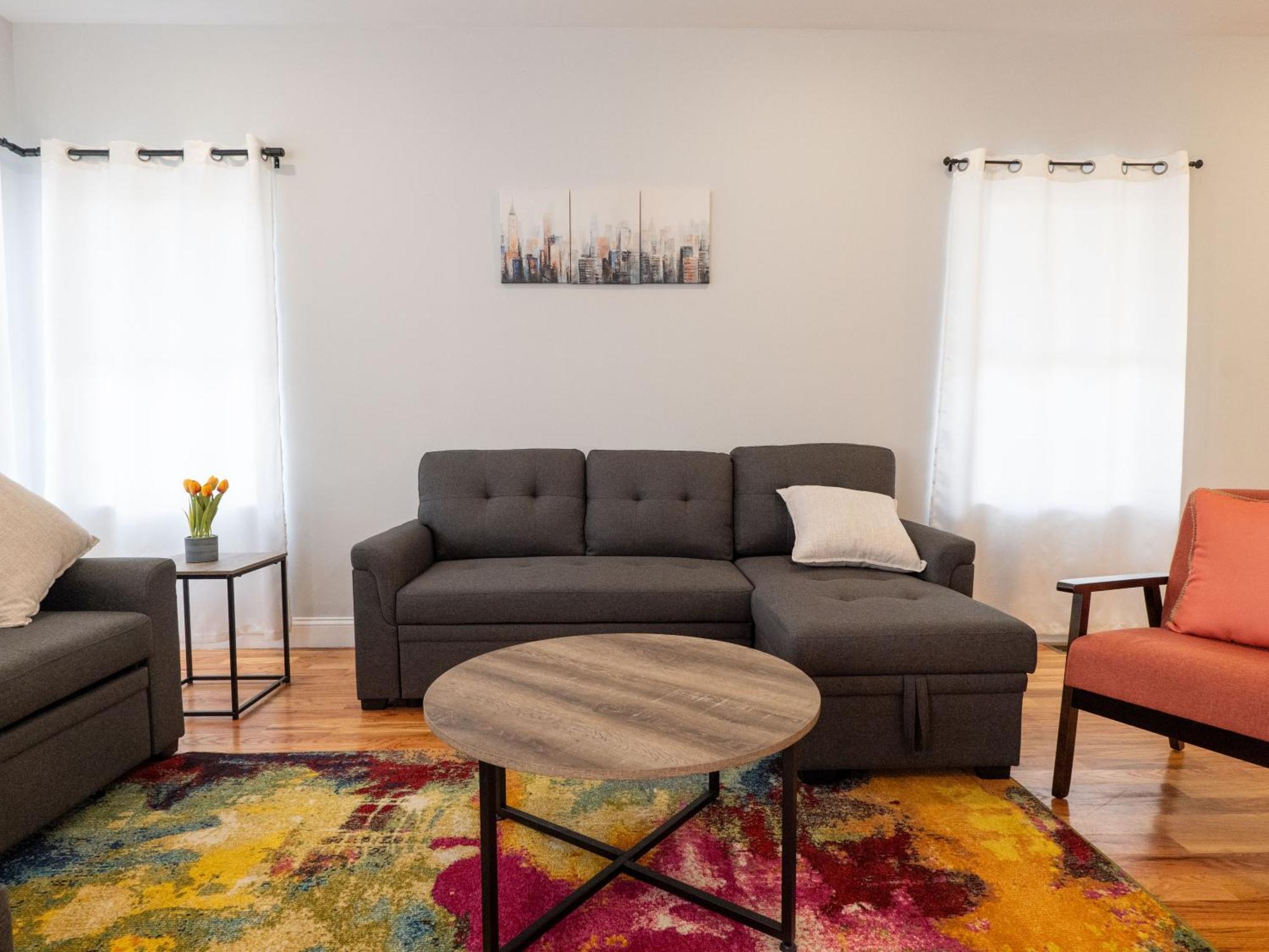 Appartement 4 New Apts - 3 Bed 1st Floor & 3 Bed 2nd Floor - 1 Bed Ground Floor & 1 Bed Ground Floor Near Penn Station Ewr Airport Beth Israel Hospital Nyc East Orange