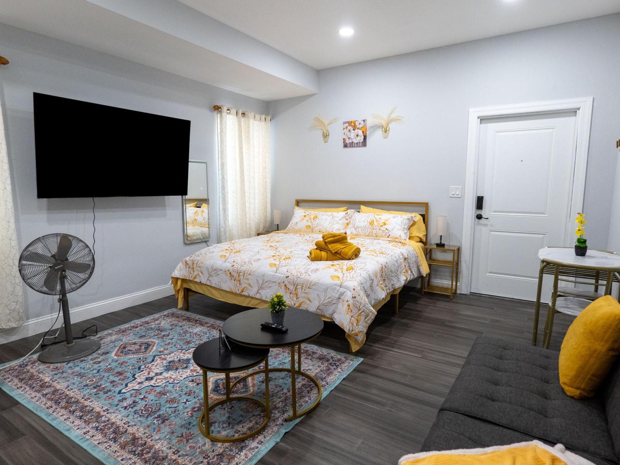 4 New Apts - 3 Bed 1st Floor & 3 Bed 2nd Floor - 1 Bed Ground Floor & 1 Bed Ground Floor Near Penn Station Ewr Airport Beth Israel Hospital Nyc East Orange