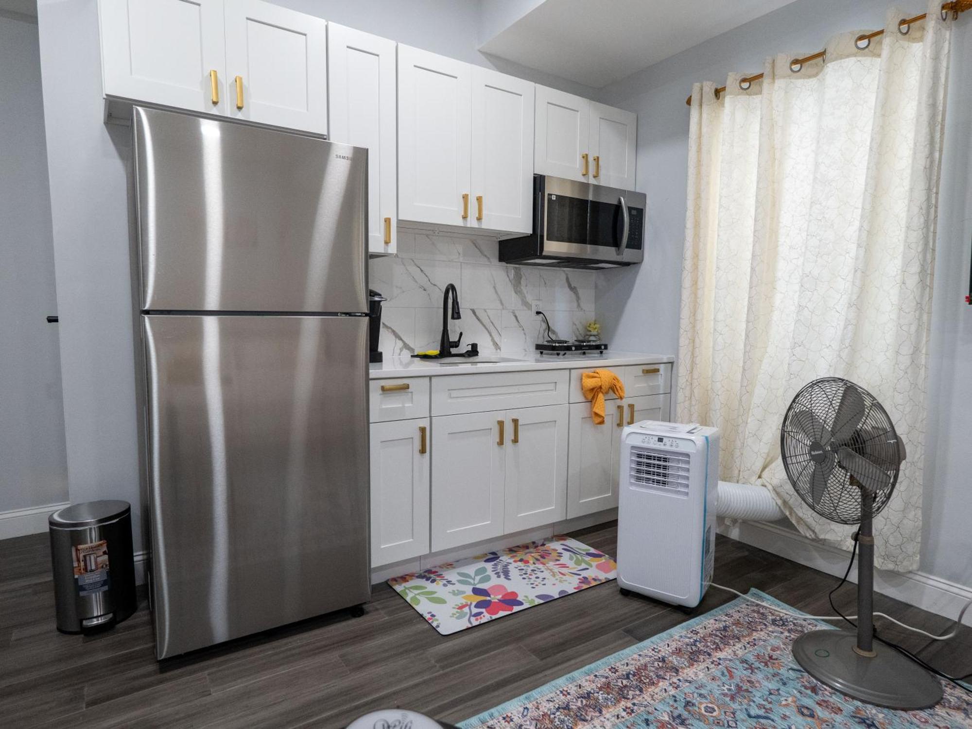 4 New Apts - 3 Bed 1st Floor & 3 Bed 2nd Floor - 1 Bed Ground Floor & 1 Bed Ground Floor Near Penn Station Ewr Airport Beth Israel Hospital Nyc Appartement