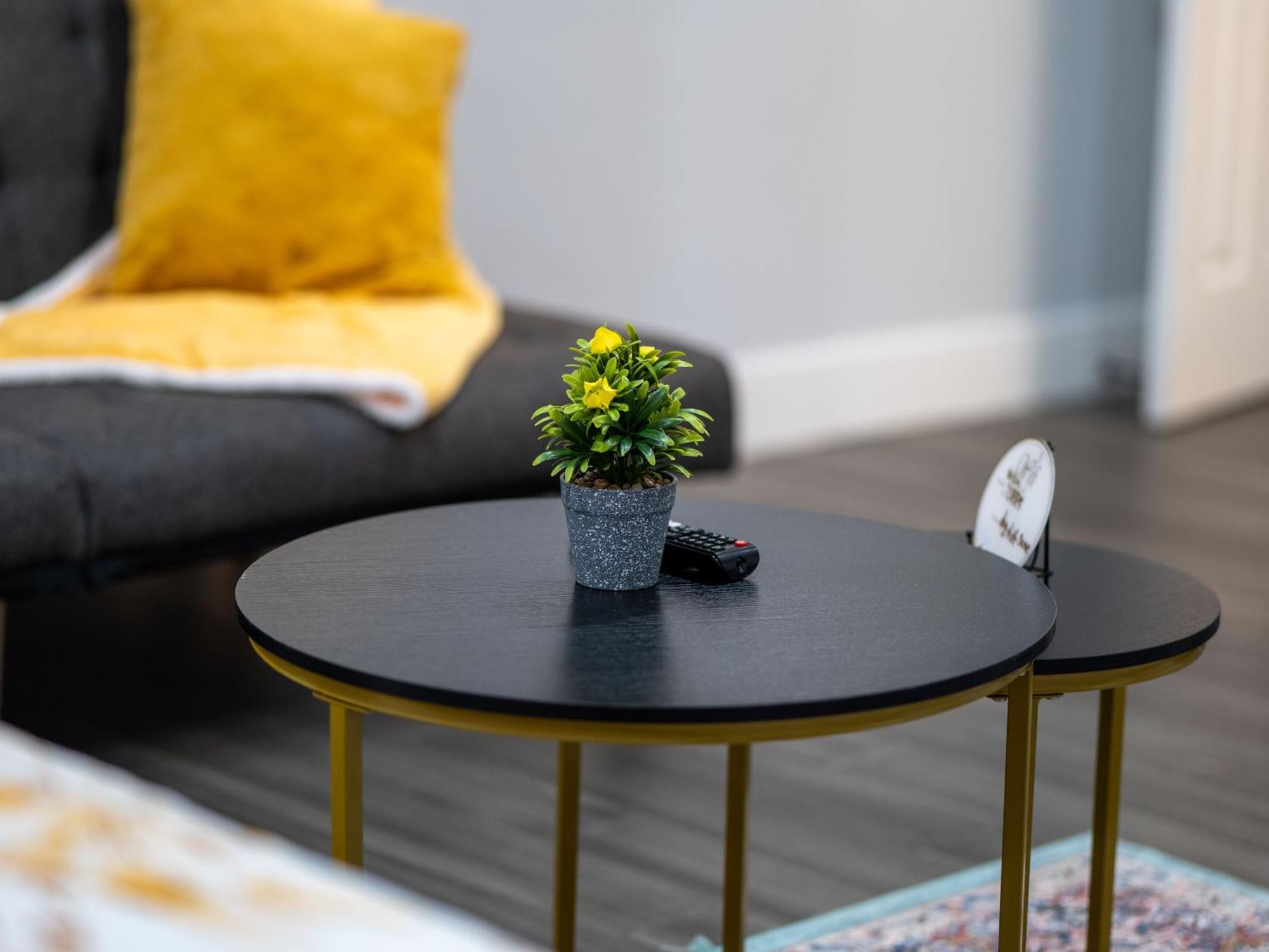 Appartement 4 New Apts - 3 Bed 1st Floor & 3 Bed 2nd Floor - 1 Bed Ground Floor & 1 Bed Ground Floor Near Penn Station Ewr Airport Beth Israel Hospital Nyc *