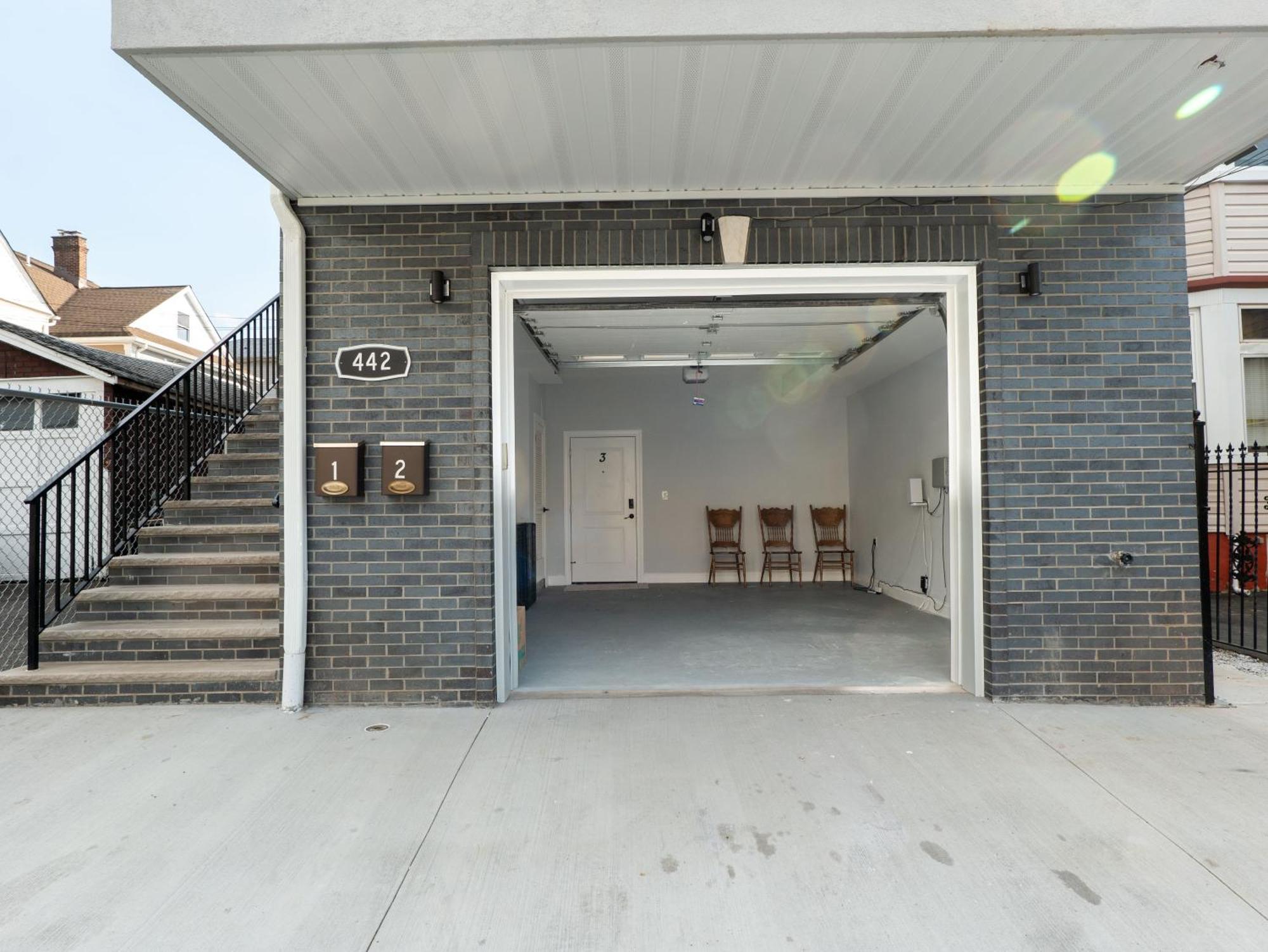 Appartement 4 New Apts - 3 Bed 1st Floor & 3 Bed 2nd Floor - 1 Bed Ground Floor & 1 Bed Ground Floor Near Penn Station Ewr Airport Beth Israel Hospital Nyc *