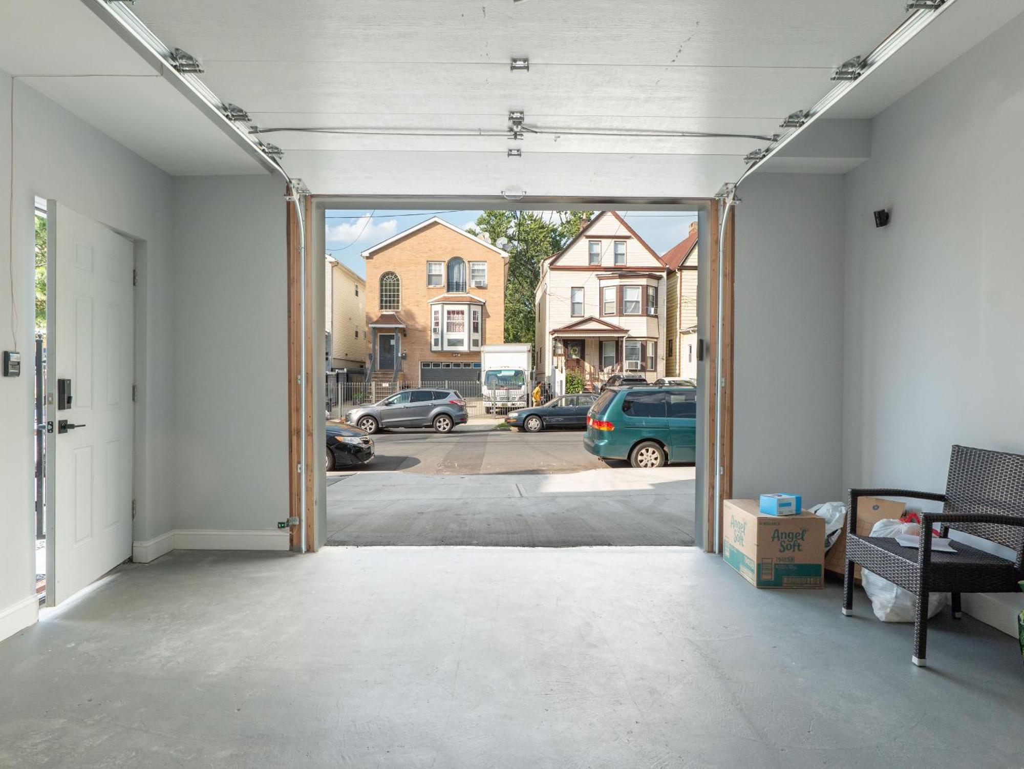 Appartement 4 New Apts - 3 Bed 1st Floor & 3 Bed 2nd Floor - 1 Bed Ground Floor & 1 Bed Ground Floor Near Penn Station Ewr Airport Beth Israel Hospital Nyc East Orange